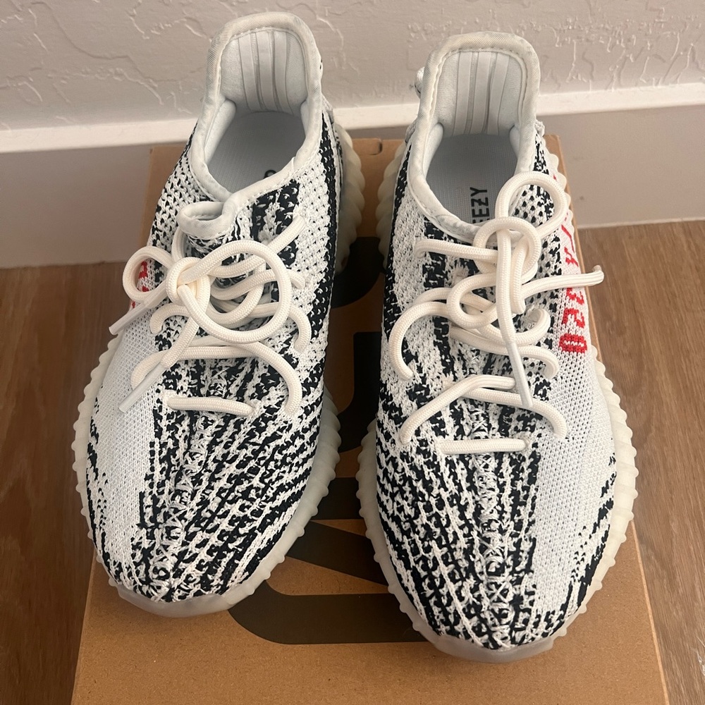 Yeezy Boost 350 V2 “Zebra”